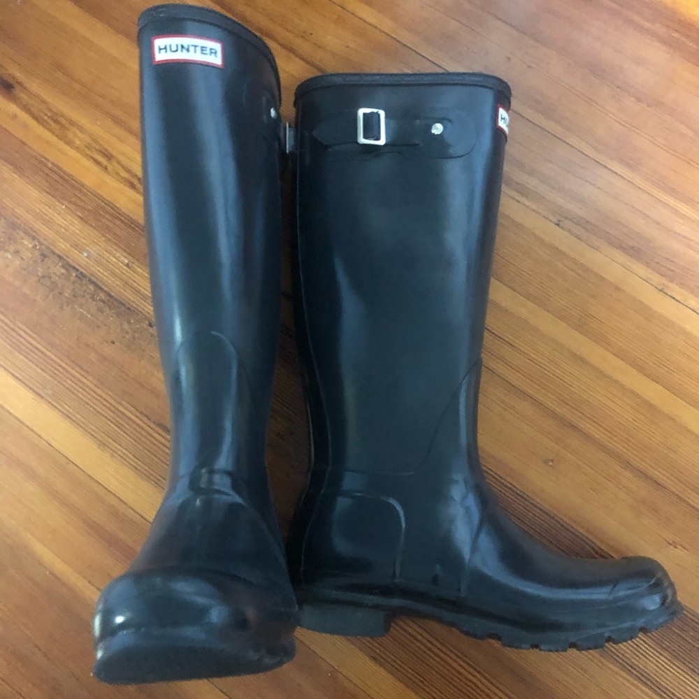 Hunter navy rain boots